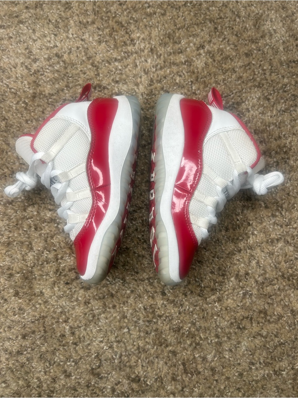 🔴2 for $45 just pick the ones with the red mark Nike Air Jordan 11 - Picture 3 of 7